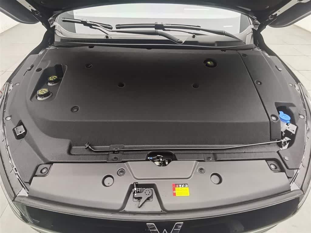2025 Wuling Motors Wuling Xingguang Black, 7,800 km, China export – photo 6