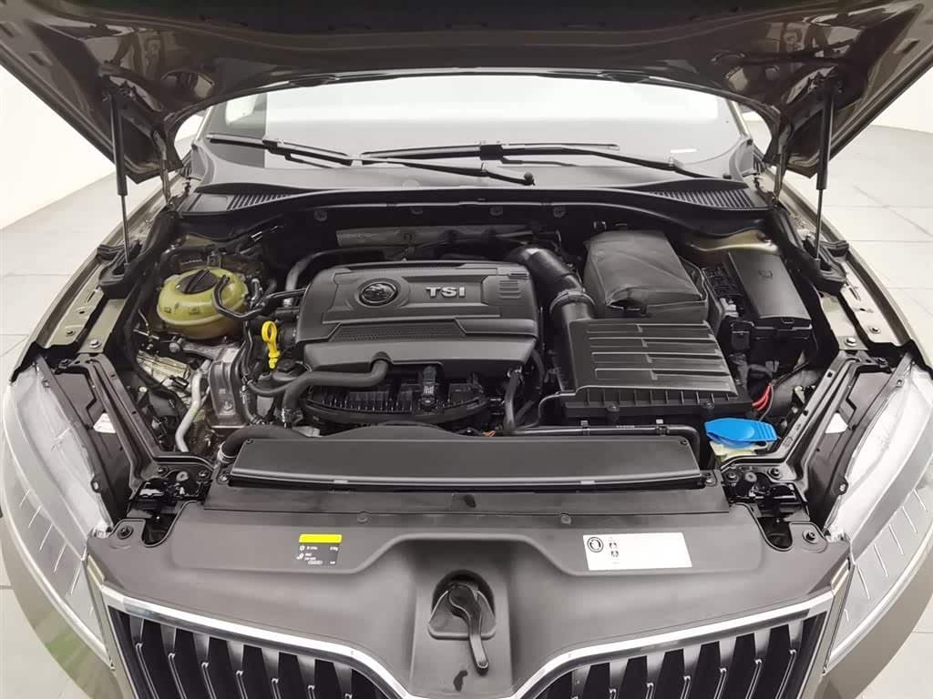 2017 Škoda Superb Champagne, 79,600 km, China export – photo 6