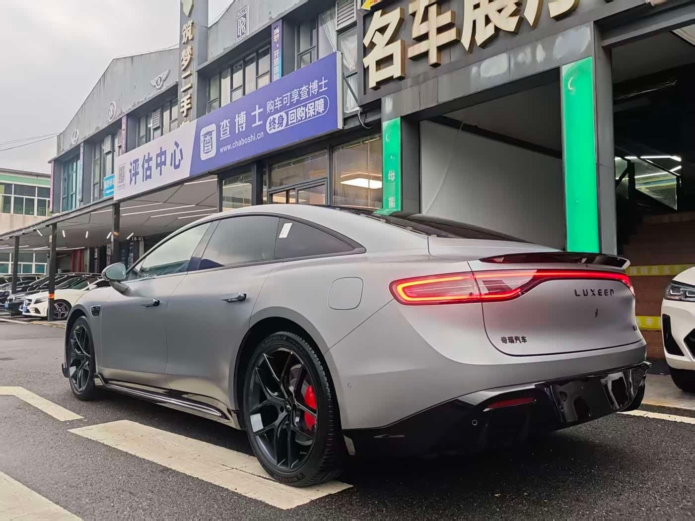 2025 Zhijie S7 银灰色, 7,000 km, China export – photo 4