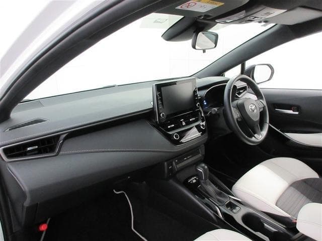 2021 TOYOTA COROLLA PEARL WHITE, 23,288 km, China export – photo 9