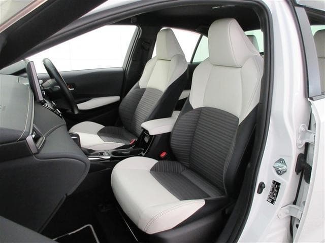 2021 TOYOTA COROLLA PEARL WHITE, 23,288 km, China export – photo 10