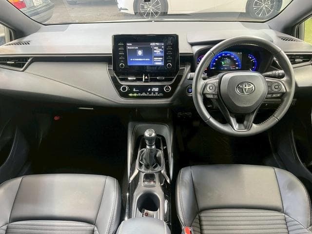 2020 TOYOTA COROLLA PEARL WHITE, 37,130 km, China export – photo 10