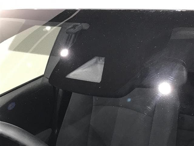 2020 TOYOTA COROLLA WHITE, 70,048 km, China export – photo 4