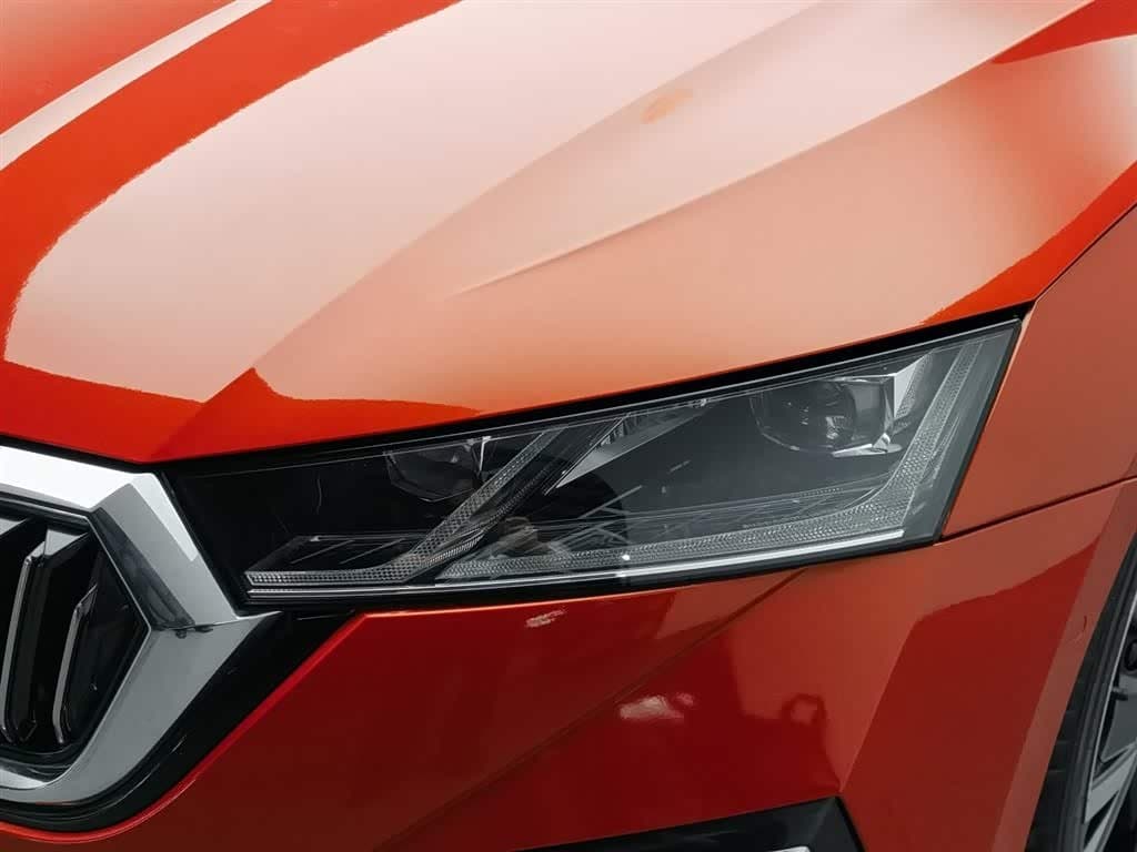 2021 Škoda Octavia Red, 44,500 km, China export – photo 7