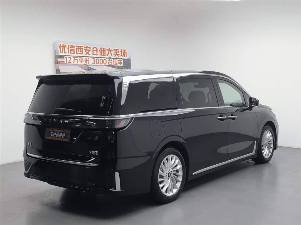 2023 Voyah Auto Voyah Dreamer Black, 79,500 km, China export – photo 2