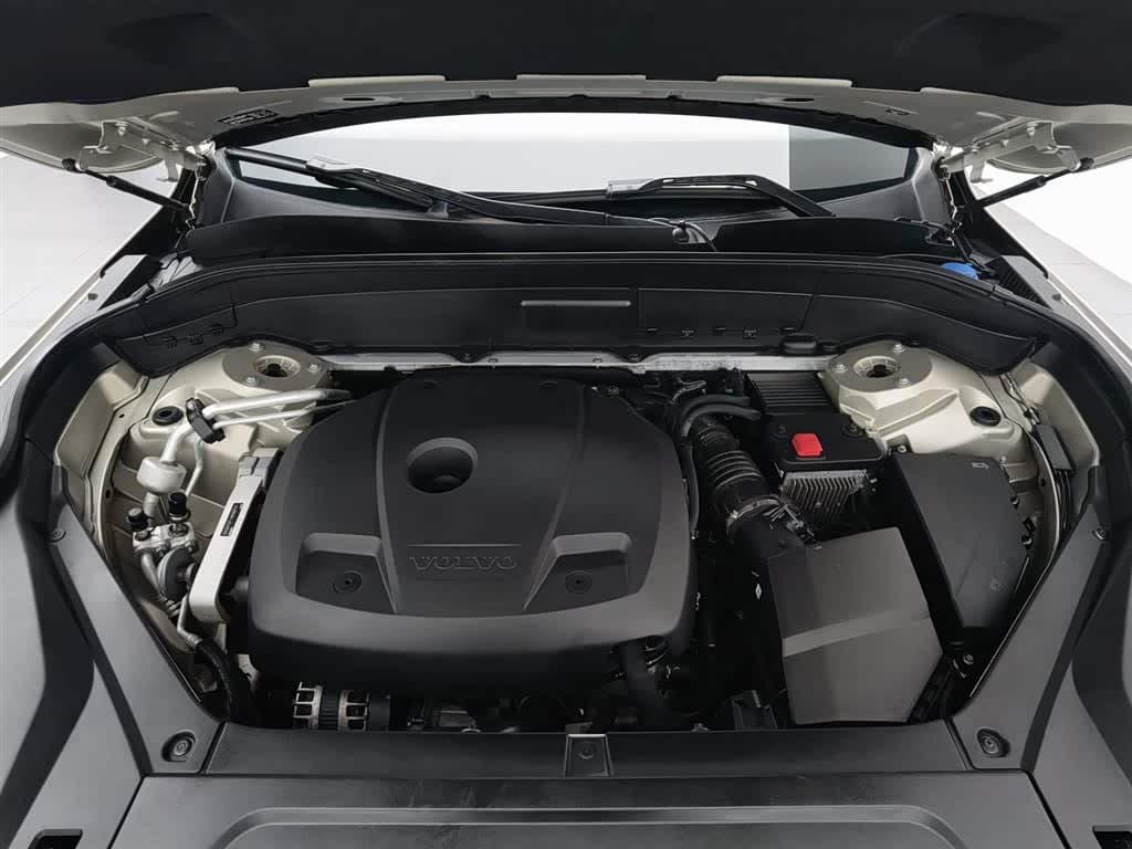 2018 Volvo XC90 银灰色, 31,300 km, China export – photo 6