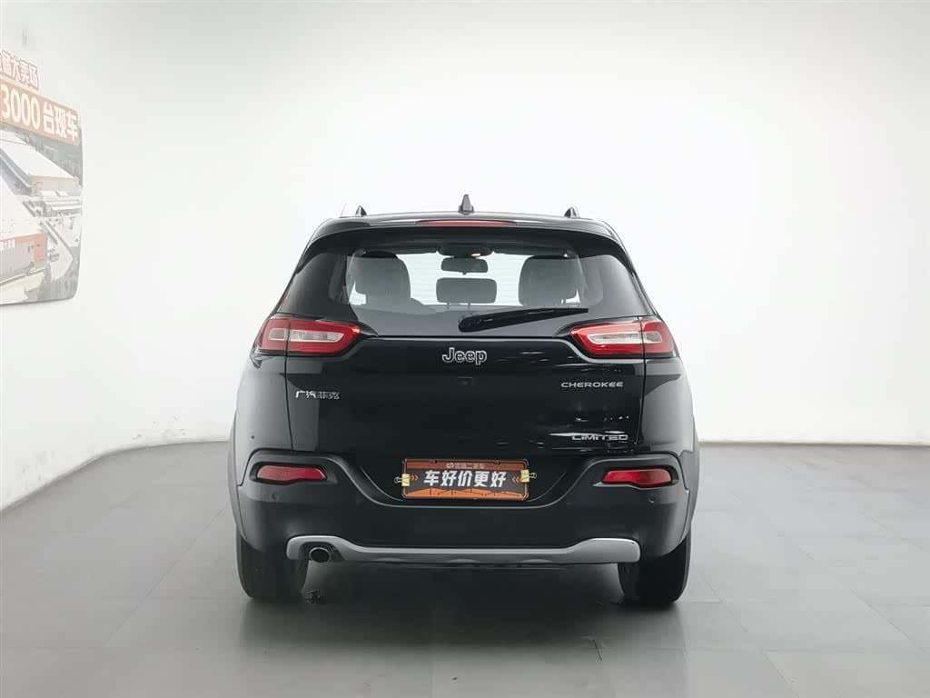 2017 Jeep Cherokee Black, 69,800 km, China export – photo 4