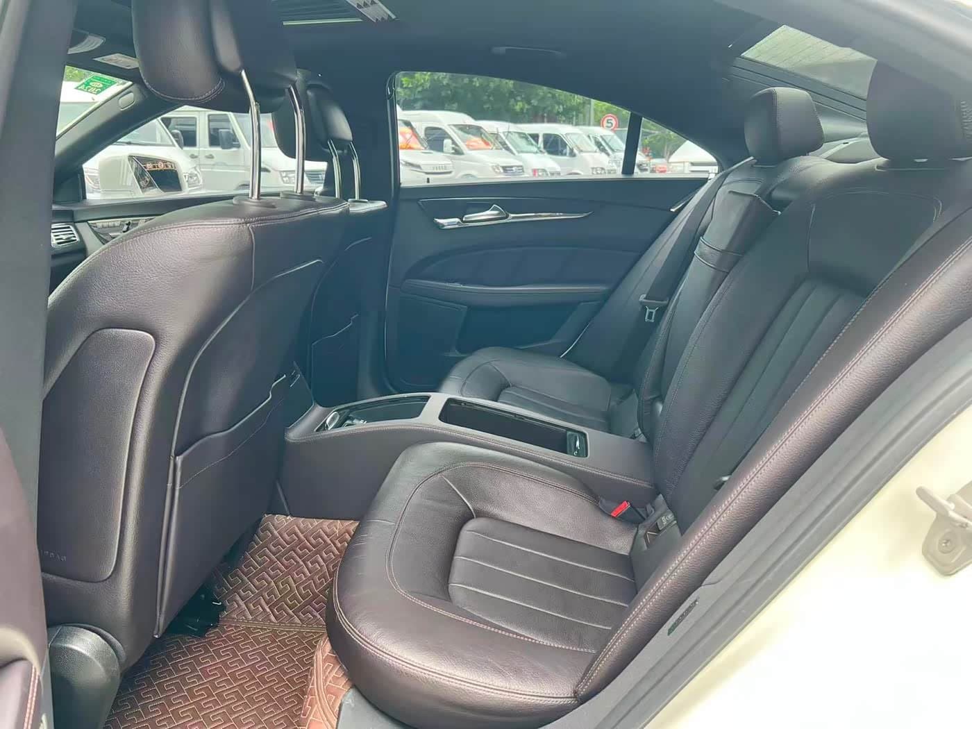 2011 Mercedes-Benz CLS White, 56,000 km, China export – photo 6