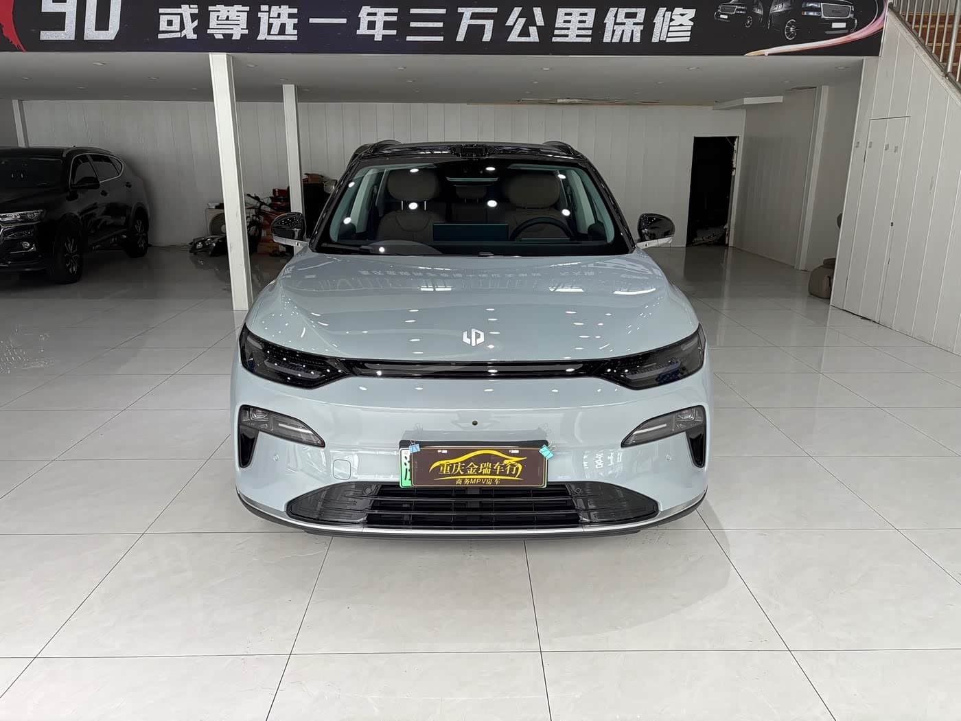 2025 Leapmotor C11 银灰色, 4,000 km, China export – photo 2