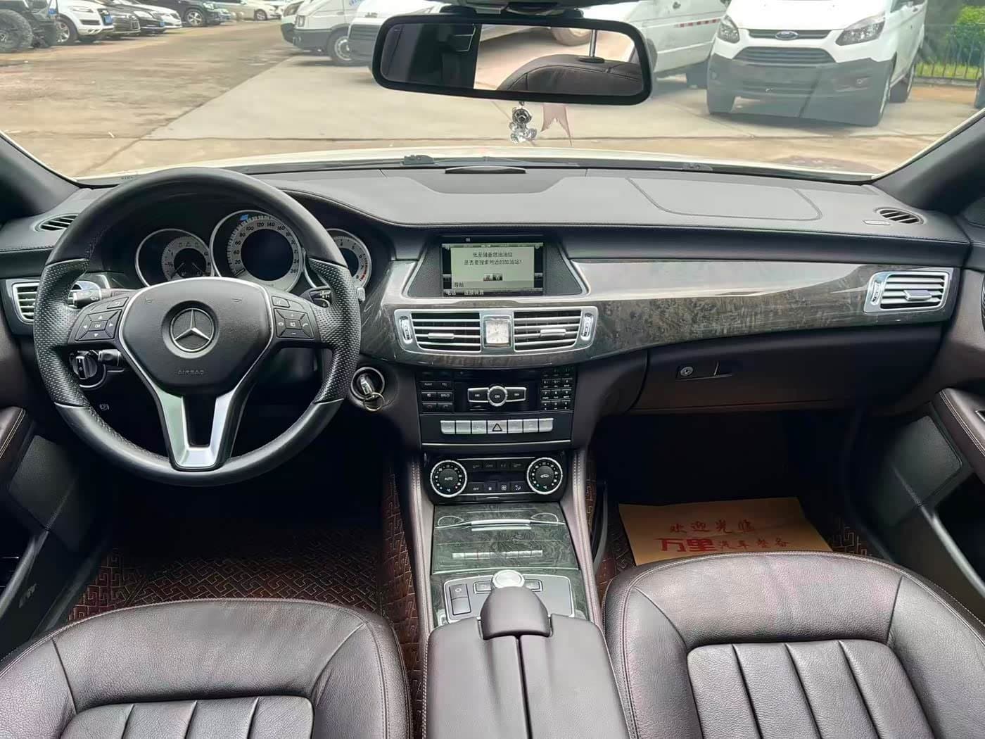 2011 Mercedes-Benz CLS White, 56,000 km, China export – photo 5
