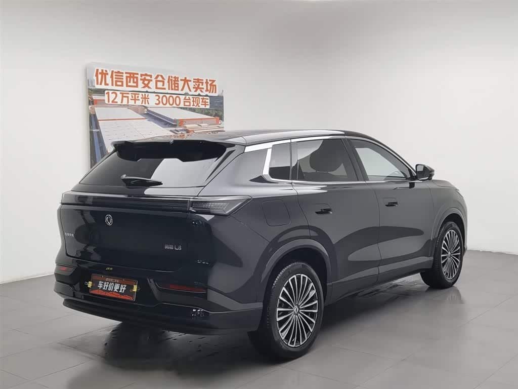 2025 Dongfeng Aeolus L8 Black, 5,700 km, China export – photo 2