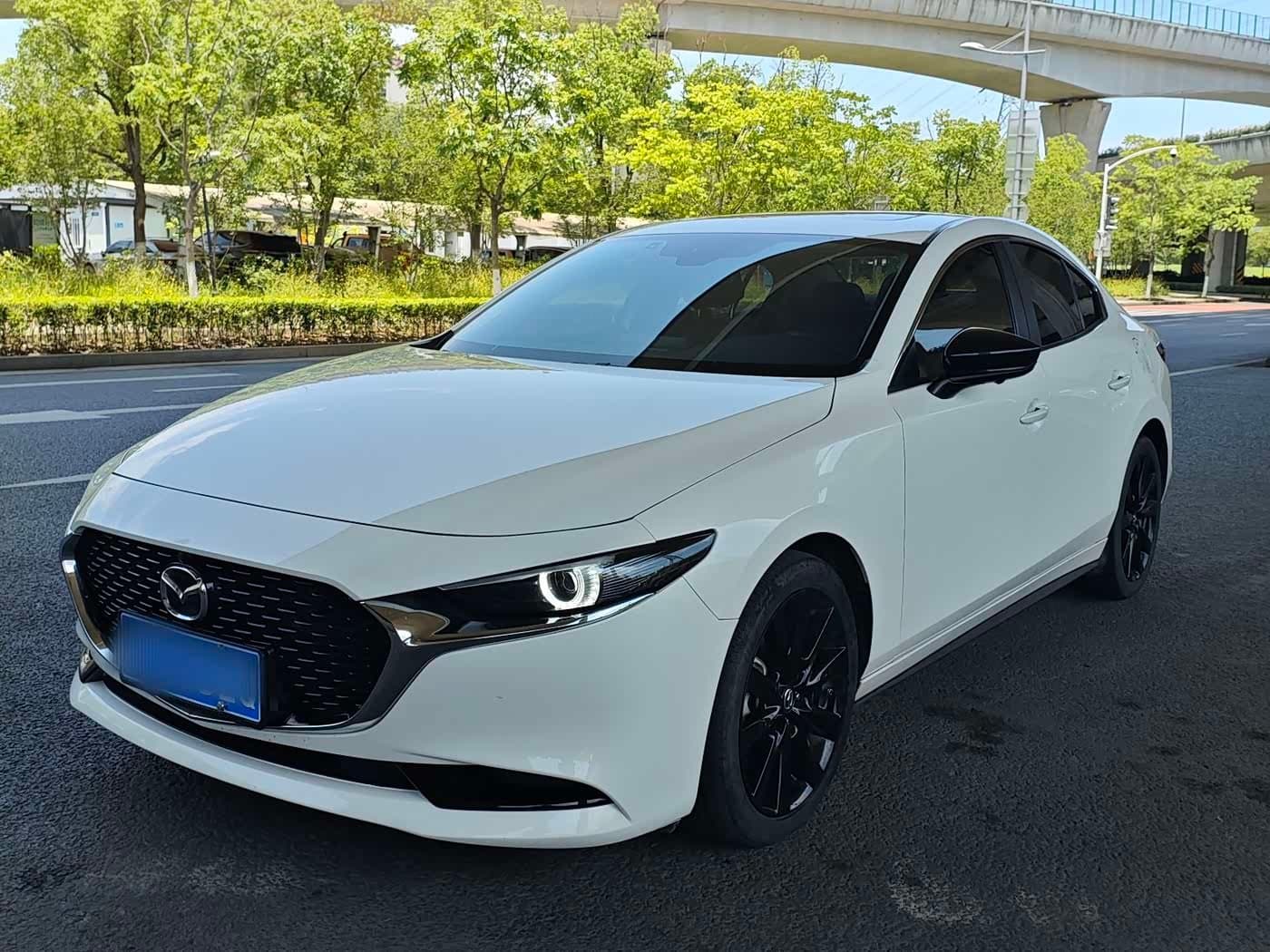 2022 Mazda Mazda3 Axela White, 48,600 km, China export – photo 1