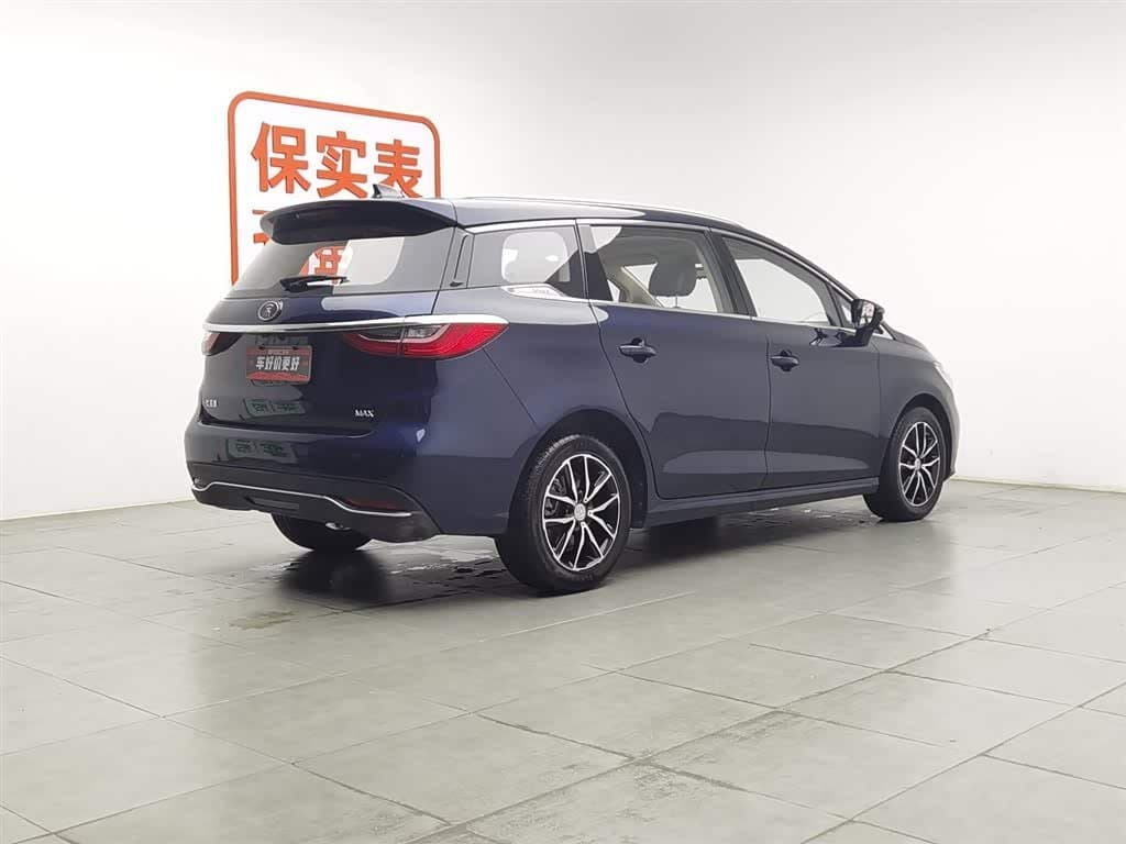 2017 BYD Song MAX Blue, 61,700 km, China export – photo 2