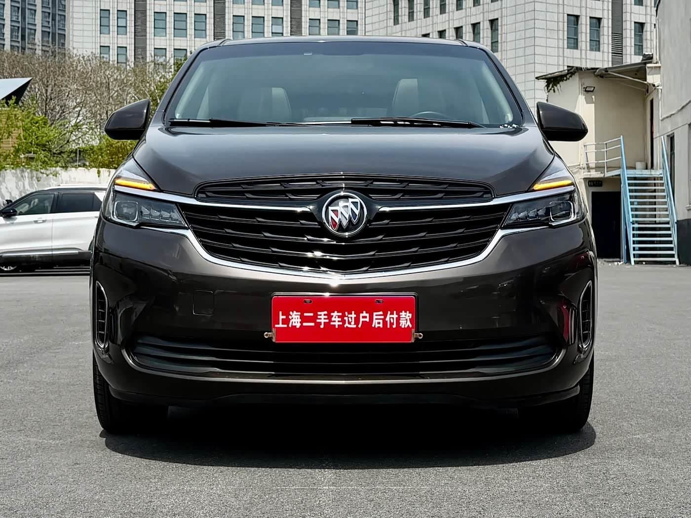 2020 Buick GL8 Champagne, 80,000 km, China export – photo 1