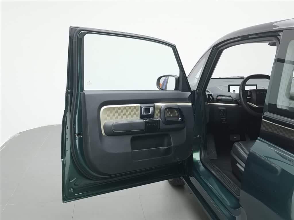 2022 Baojun KiWi EV Green, 52,700 km, China export – photo 8