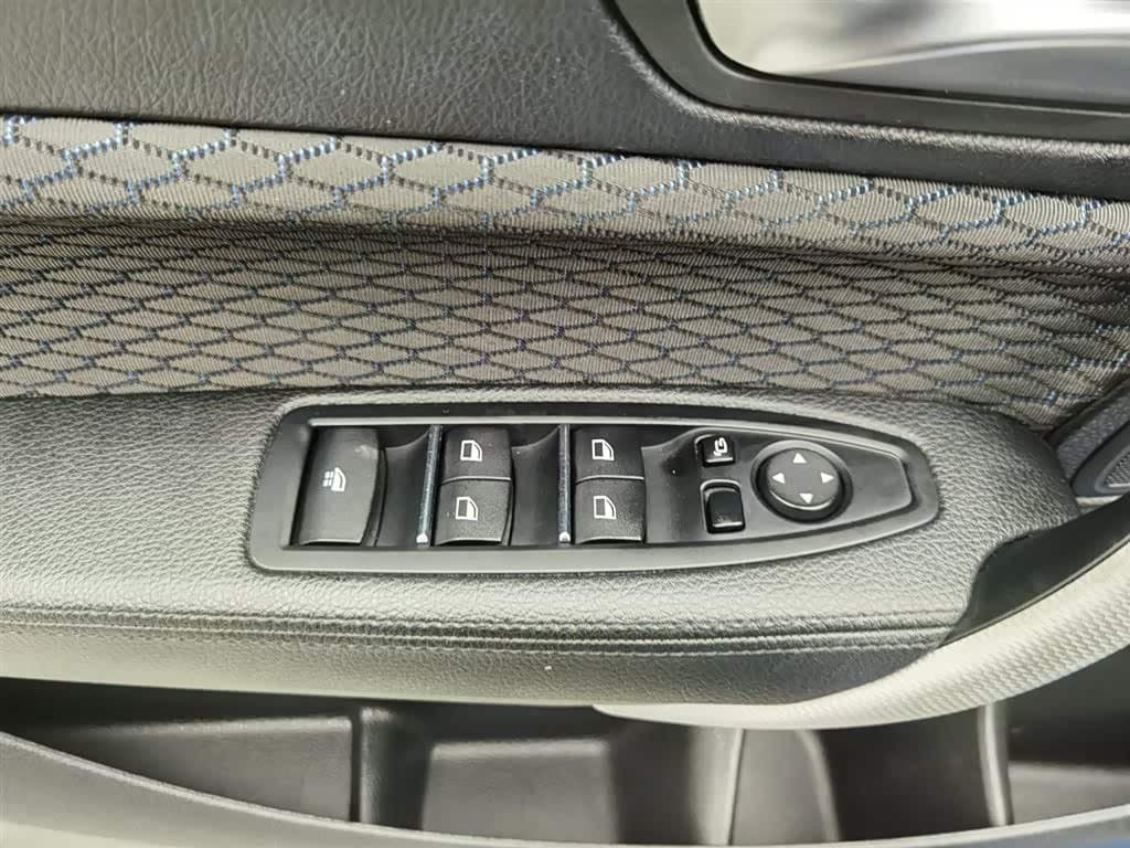 2017 BMW 2 Series Blue, 92,700 km, China export – photo 9