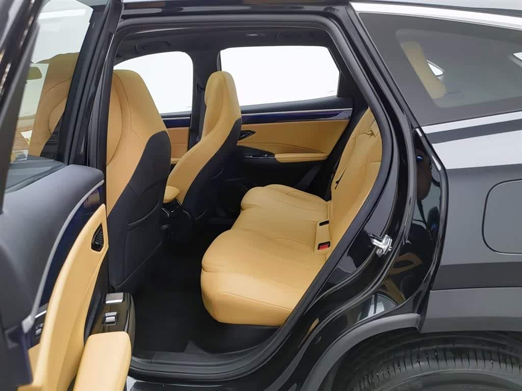 2024 Geely Galaxy Galaxy L7 Black, 47,500 km, China export – photo 15