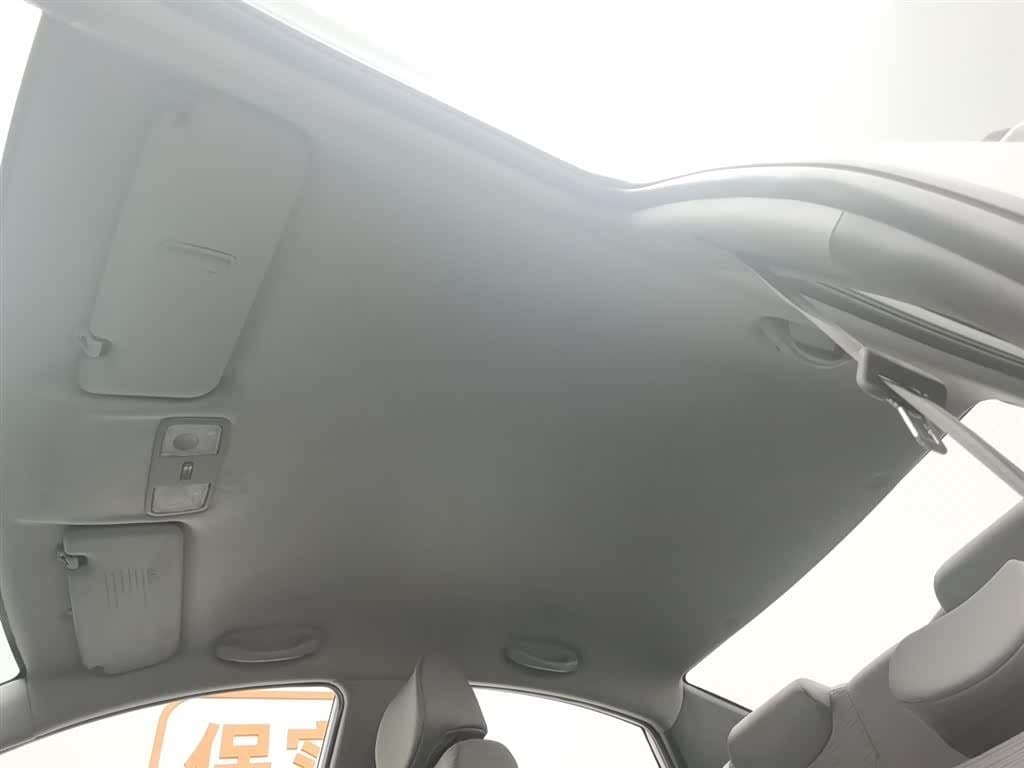 2014 Hyundai Verna White, 30,400 km, China export – photo 14