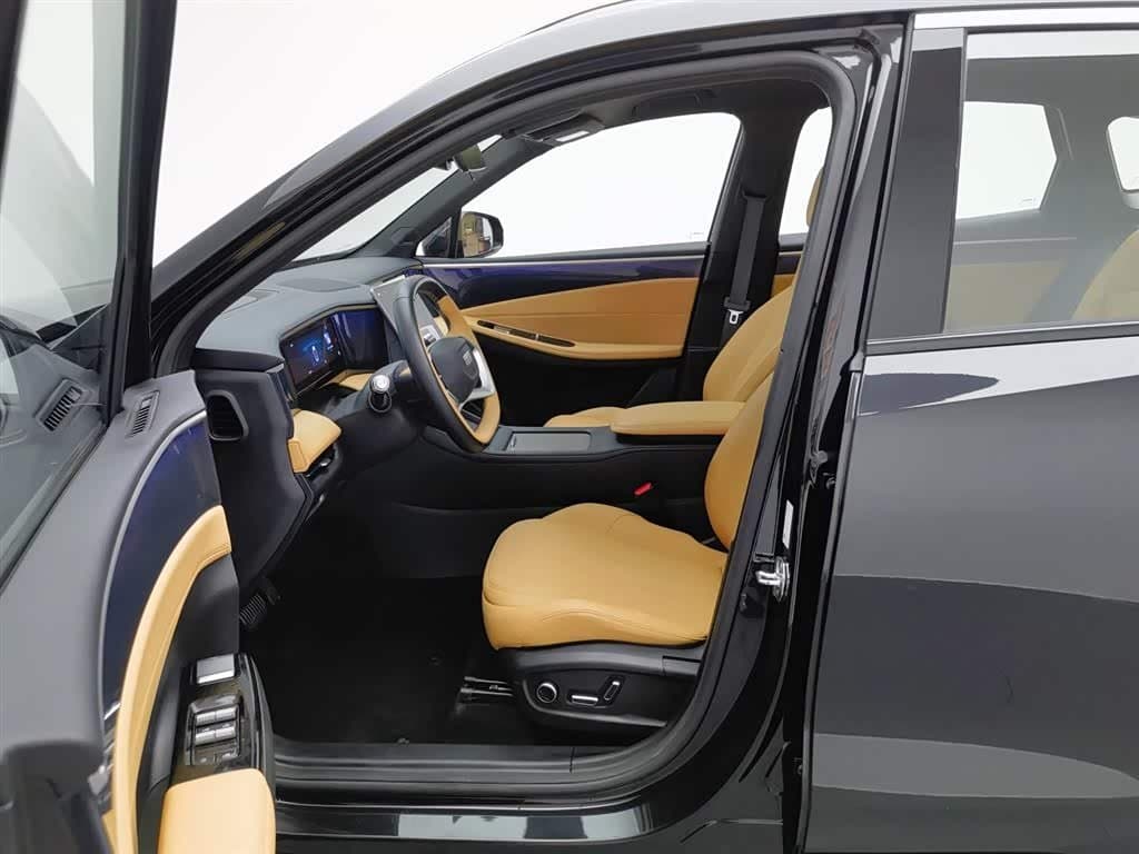 2024 Geely Galaxy Galaxy L7 Black, 47,500 km, China export – photo 10