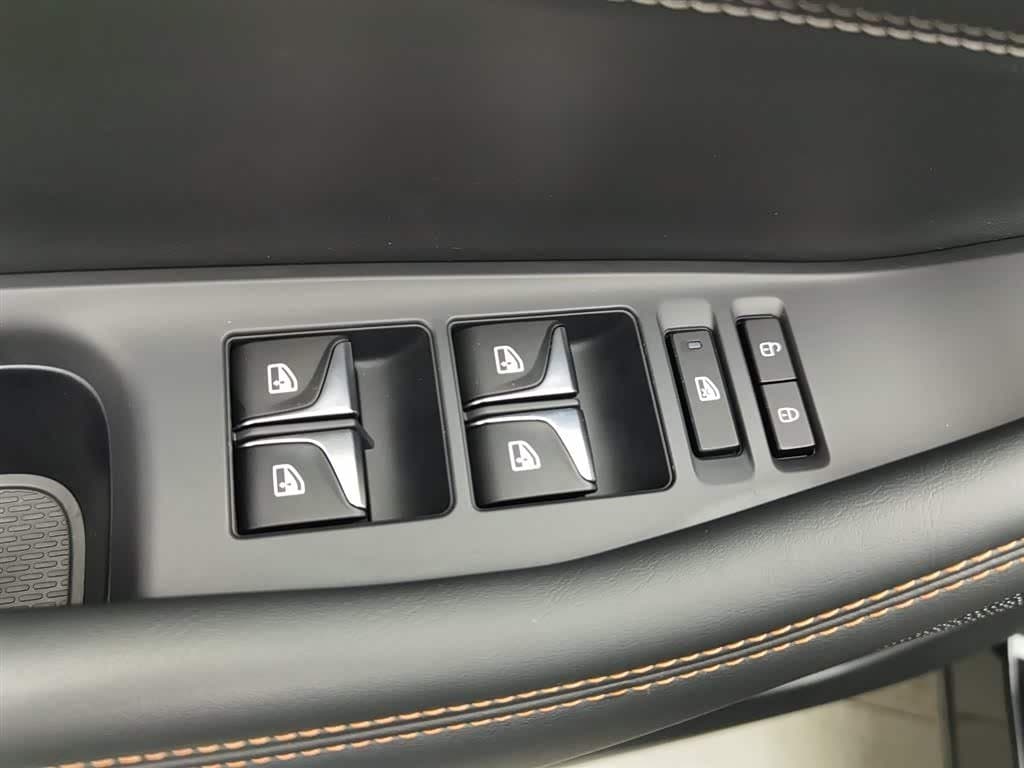 2021 Changan UNI-K Black, 31,100 km, China export – photo 9