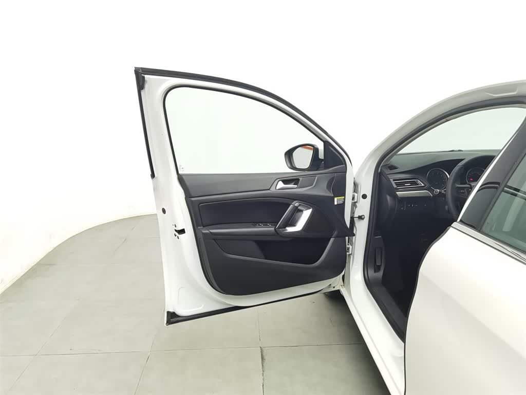 2016 Peugeot 408 White, 76,000 km, China export – photo 8