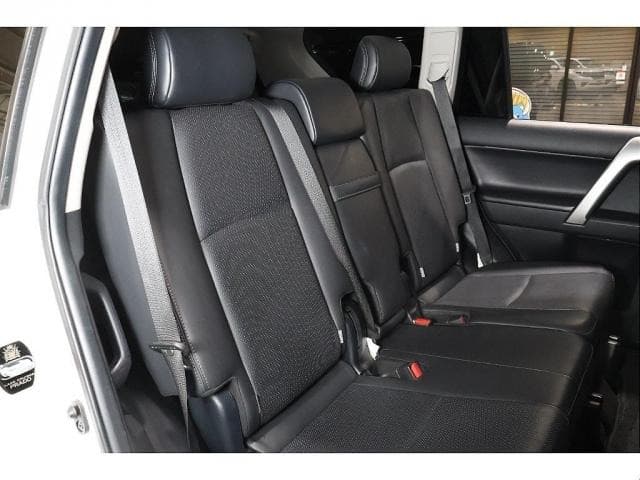 2021 Toyota LAND CRUISER PRADO PEARL, 41,000 km, Japan export – photo 6