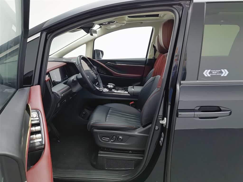 2023 Gac Trumpchi Trumpchi E9 Black, 78,200 km, China export – photo 10