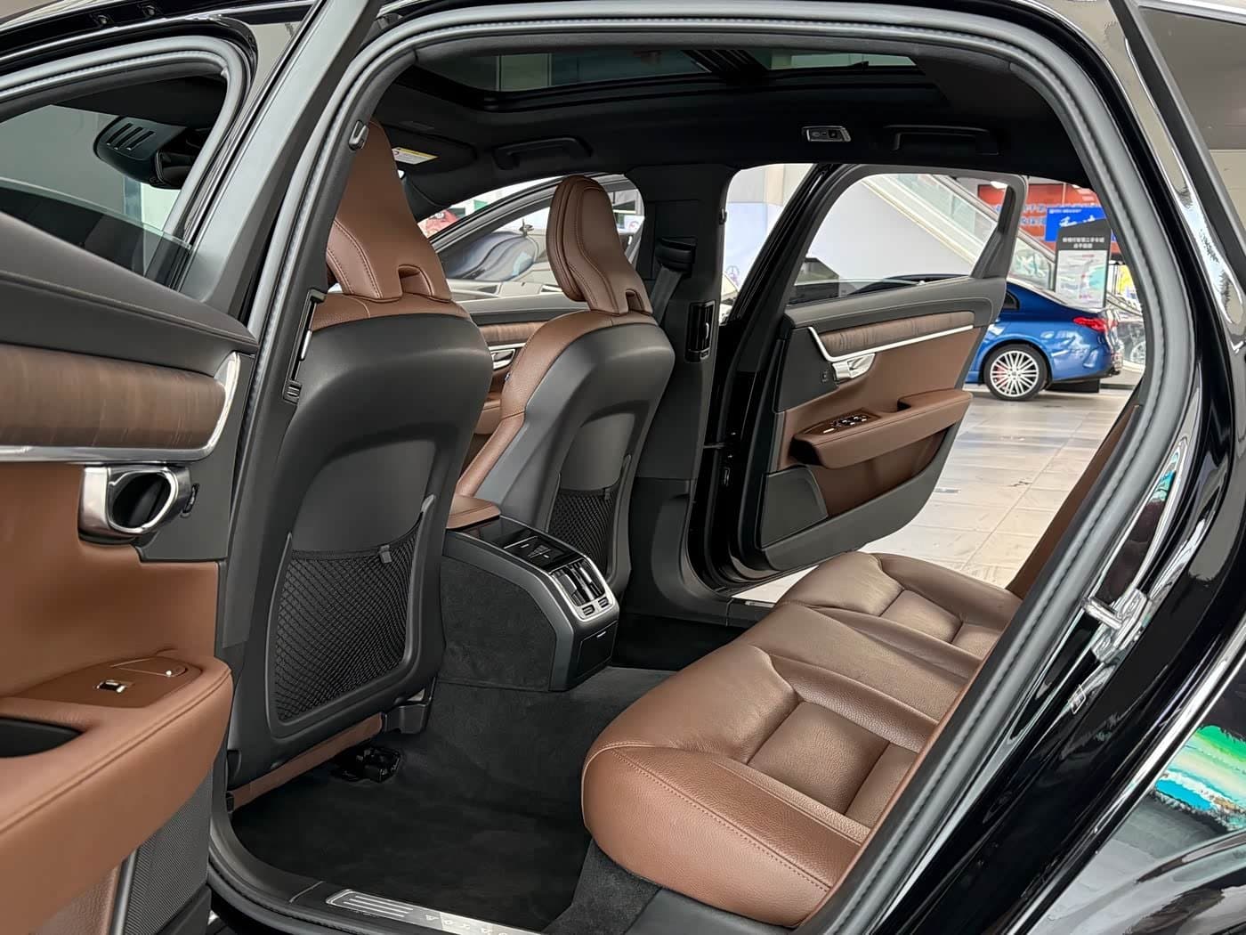2020 Volvo S90 Black, 34,000 km, China export – photo 9