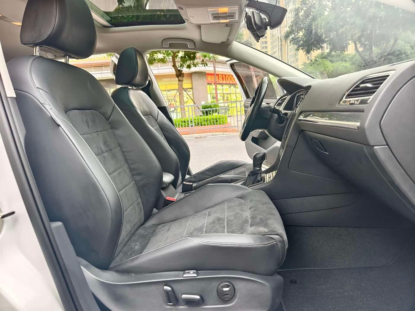 2020 Volkswagen Golf White, 60,000 km, China export – photo 8