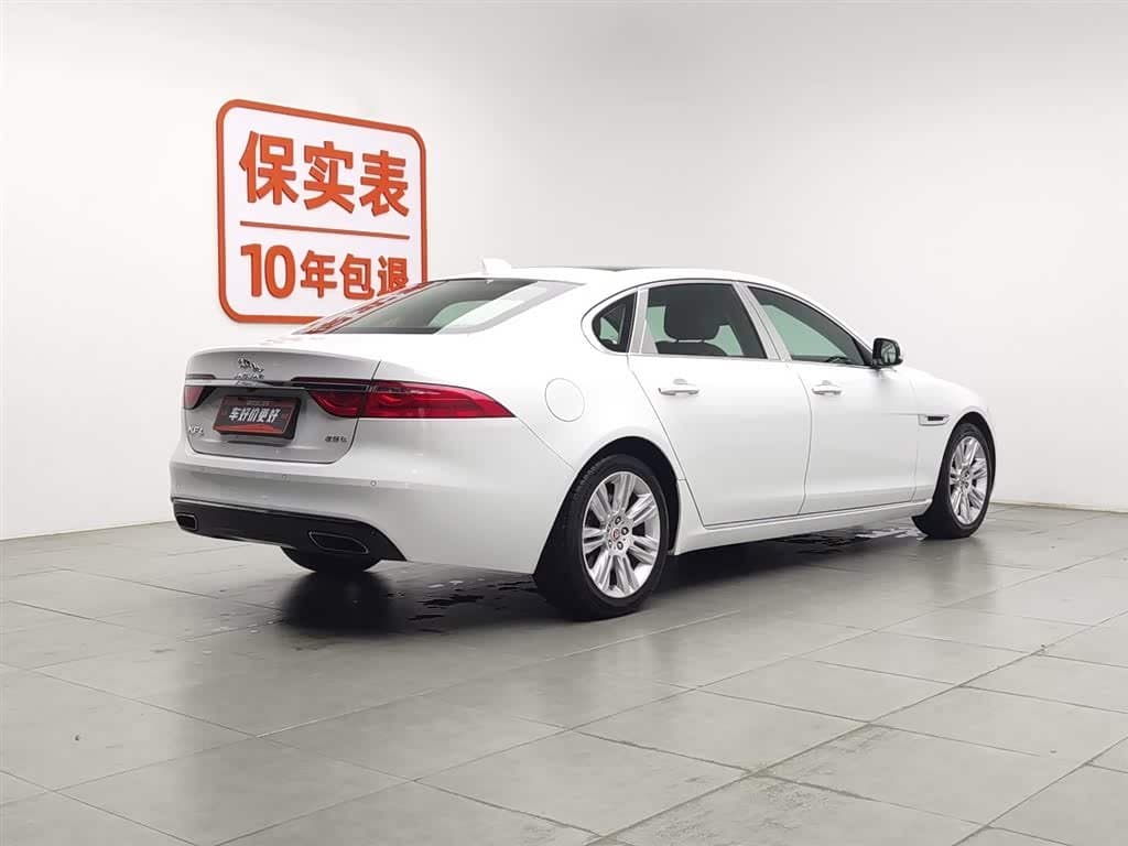 2017 Jaguar XFL White, 90,300 km, China export – photo 2