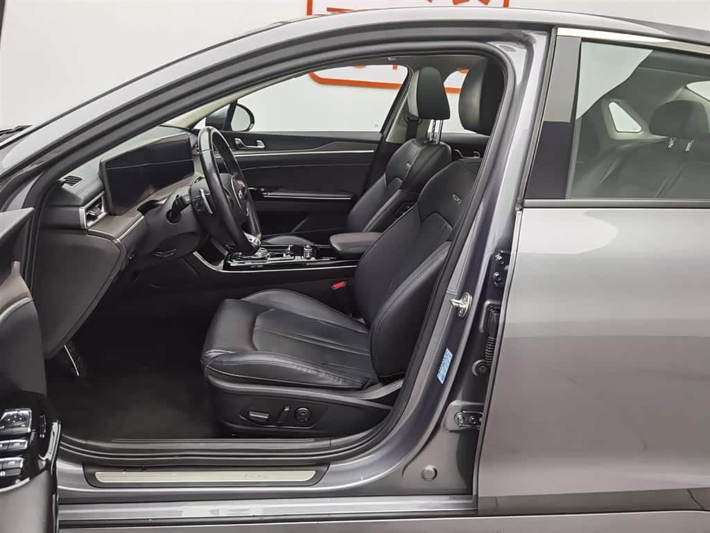 2020 Kia K5 银灰色, 73,400 km, China export – photo 10
