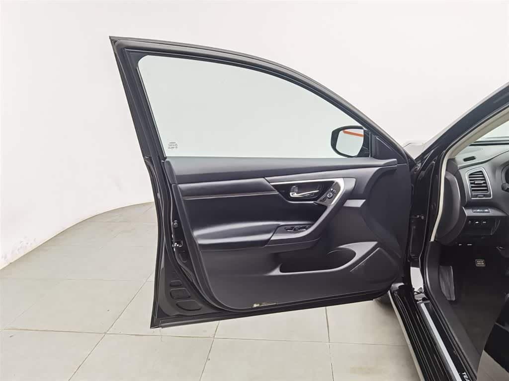 2018 Nissan Teana Black, 32,600 km, China export – photo 8