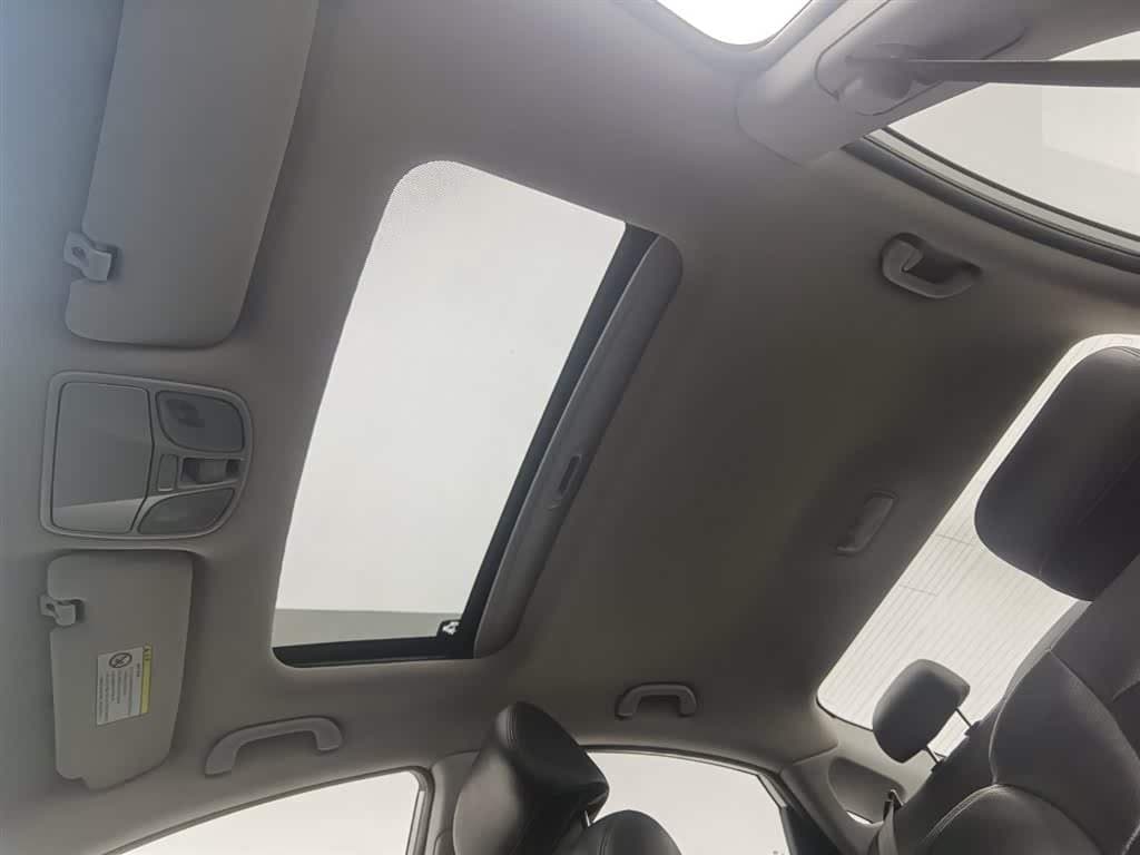 2014 Hyundai Sonata White, 98,600 km, China export – photo 14
