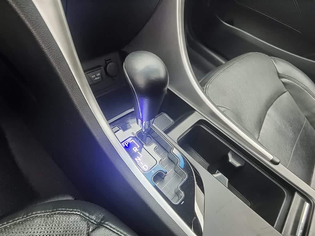 2014 Hyundai Sonata White, 98,600 km, China export – photo 13