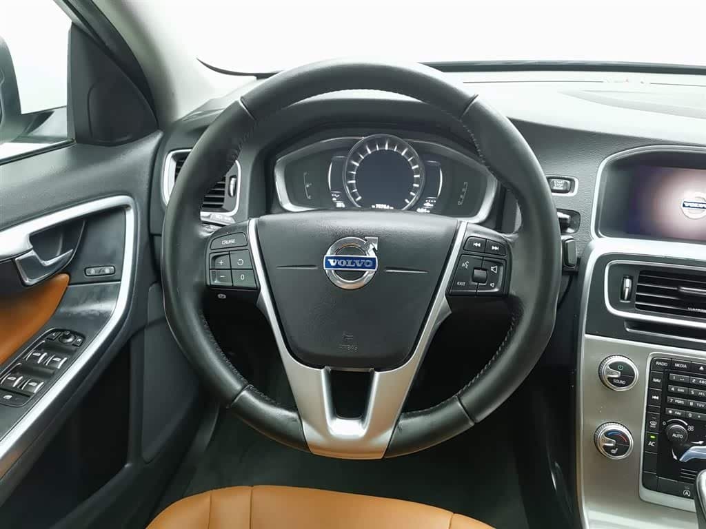 2016 Volvo S60 White, 87,600 km, China export – photo 11