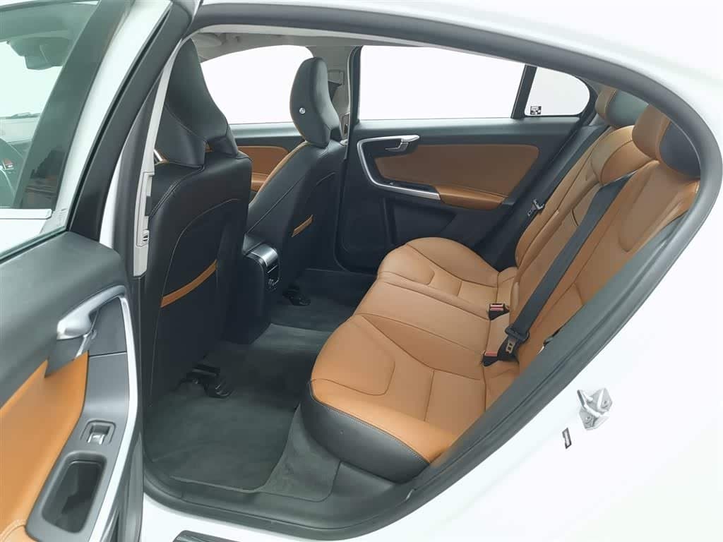 2016 Volvo S60 White, 87,600 km, China export – photo 15