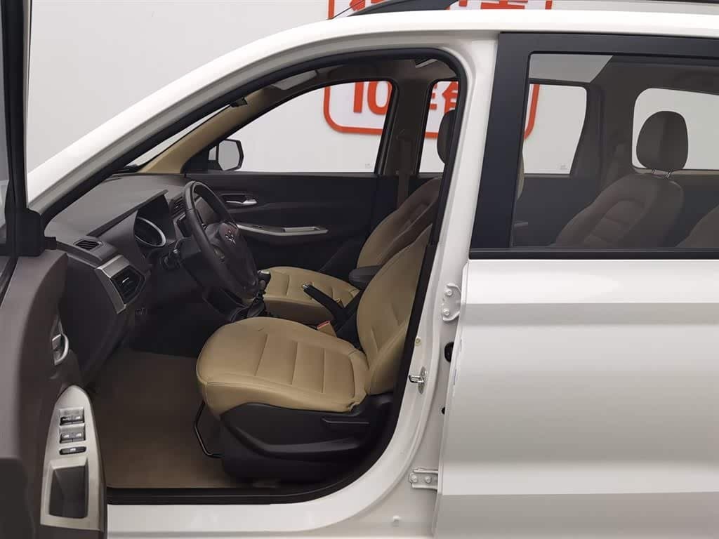 2019 Wuling Motors Wuling Hongguang White, 33,300 km, China export – photo 10