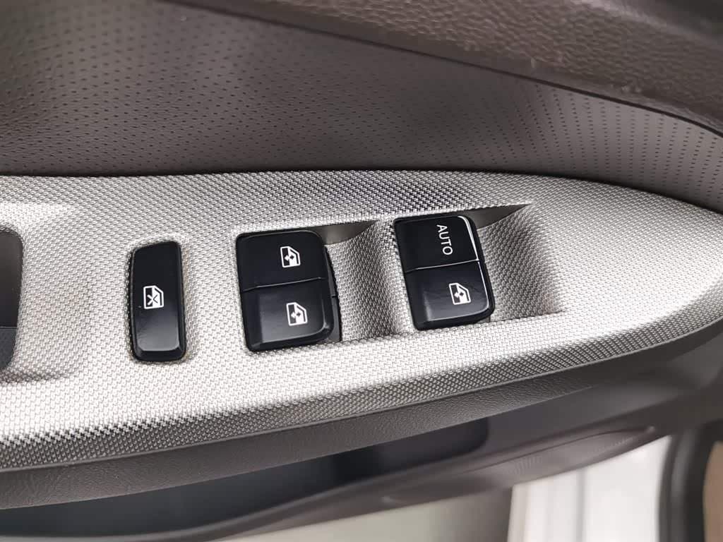 2019 Wuling Motors Wuling Hongguang White, 33,300 km, China export – photo 9
