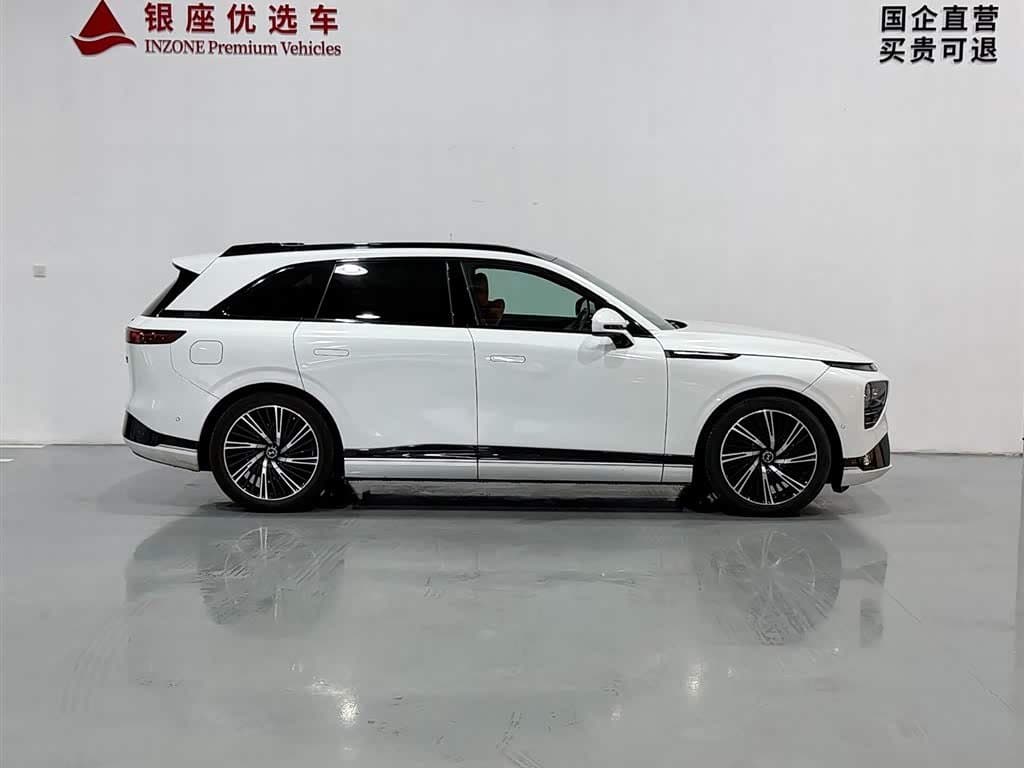 2022 XPeng G9 White, 29,900 km, China export – photo 4