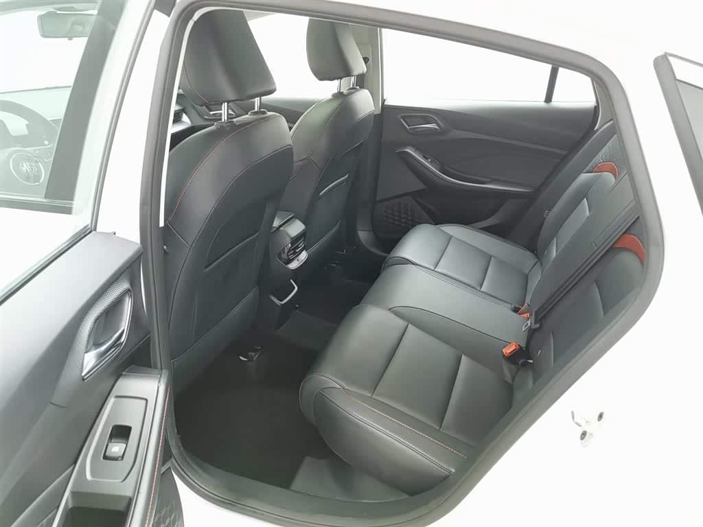 2020 MG MG5 White, 46,300 km, China export – photo 15