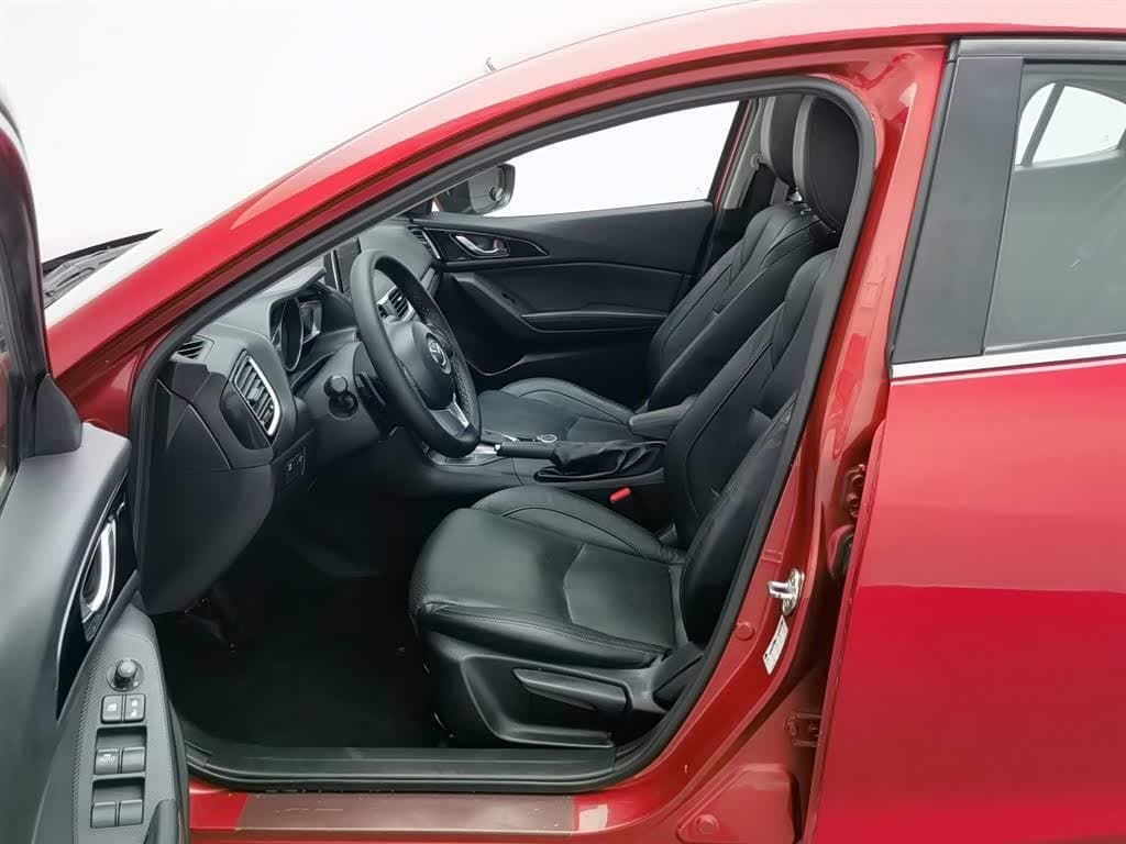 2015 Mazda Mazda3 Axela Red, 61,100 km, China export – photo 10