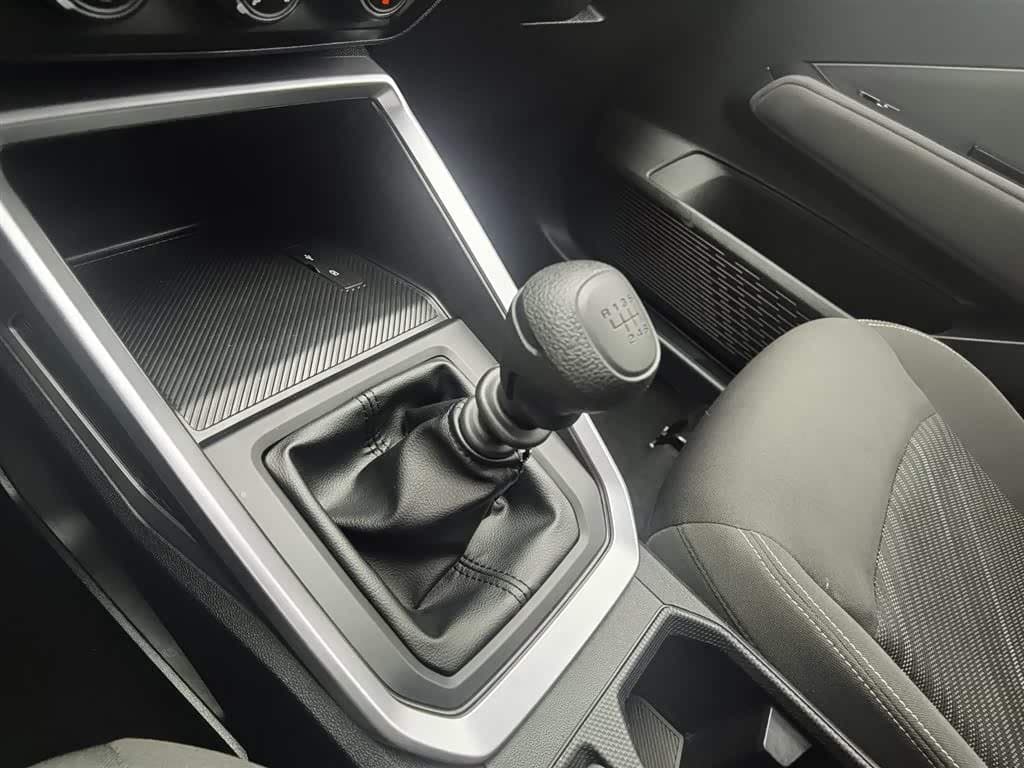 2022 Wuling Motors Wuling Xingchi White, 13,200 km, China export – photo 13