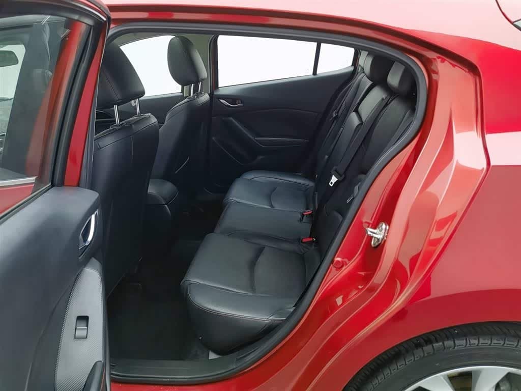 2015 Mazda Mazda3 Axela Red, 61,100 km, China export – photo 15