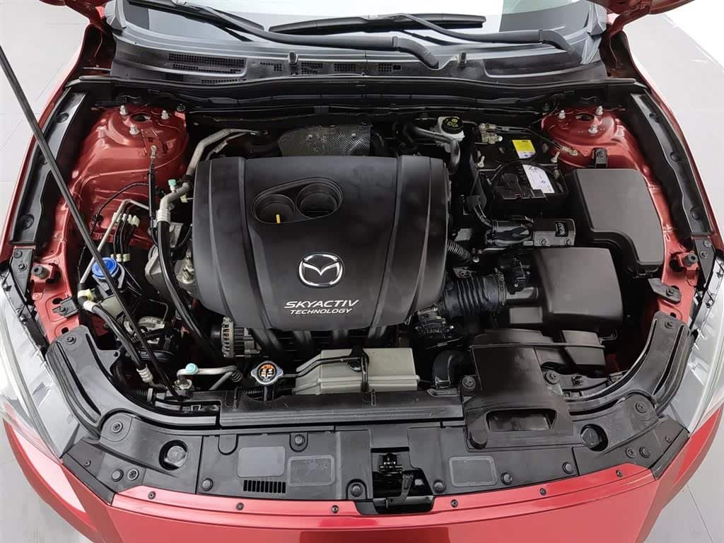 2015 Mazda Mazda3 Axela Red, 61,100 km, China export – photo 6