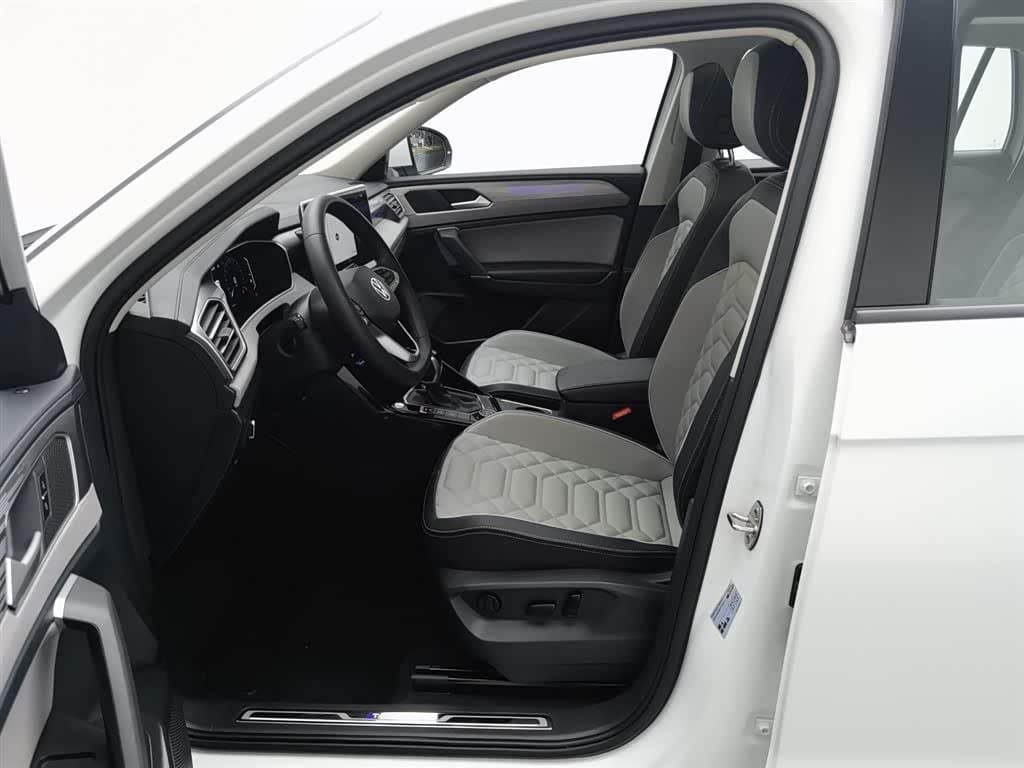 2023 Volkswagen Tayron White, 21,100 km, China export – photo 10