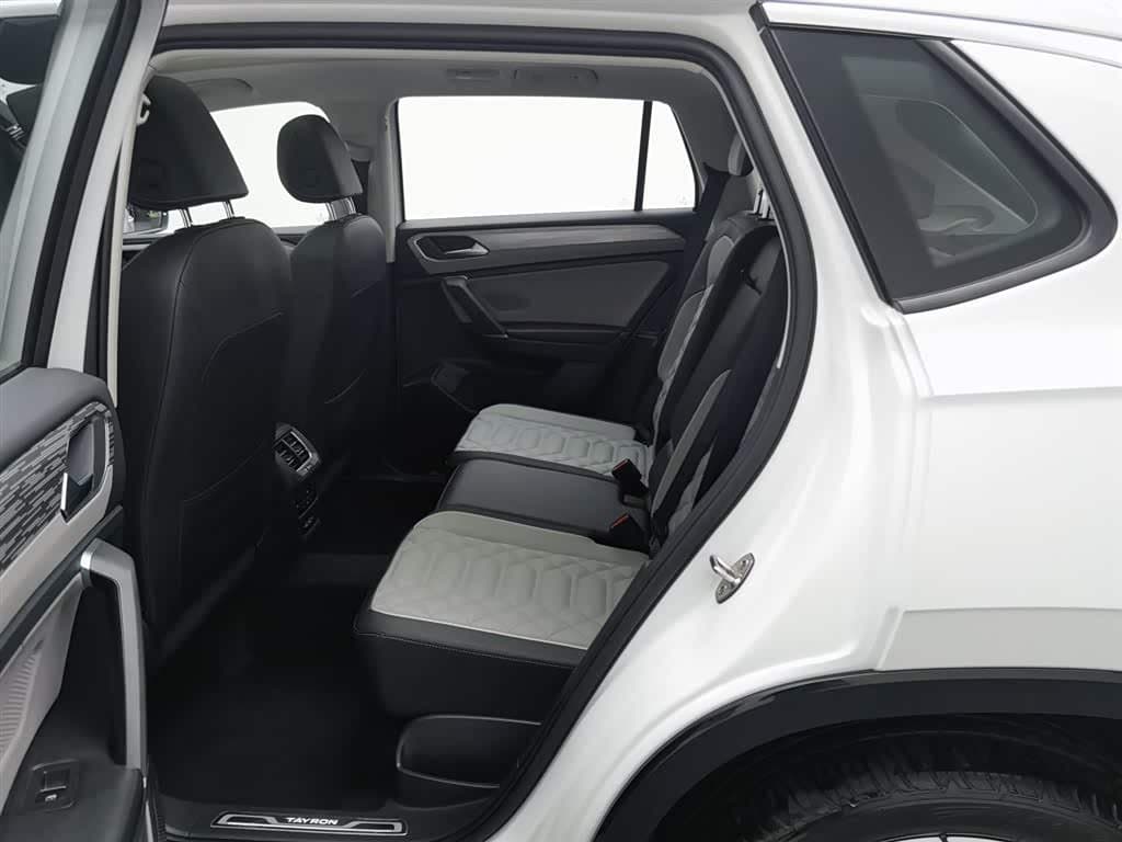 2023 Volkswagen Tayron White, 21,100 km, China export – photo 15