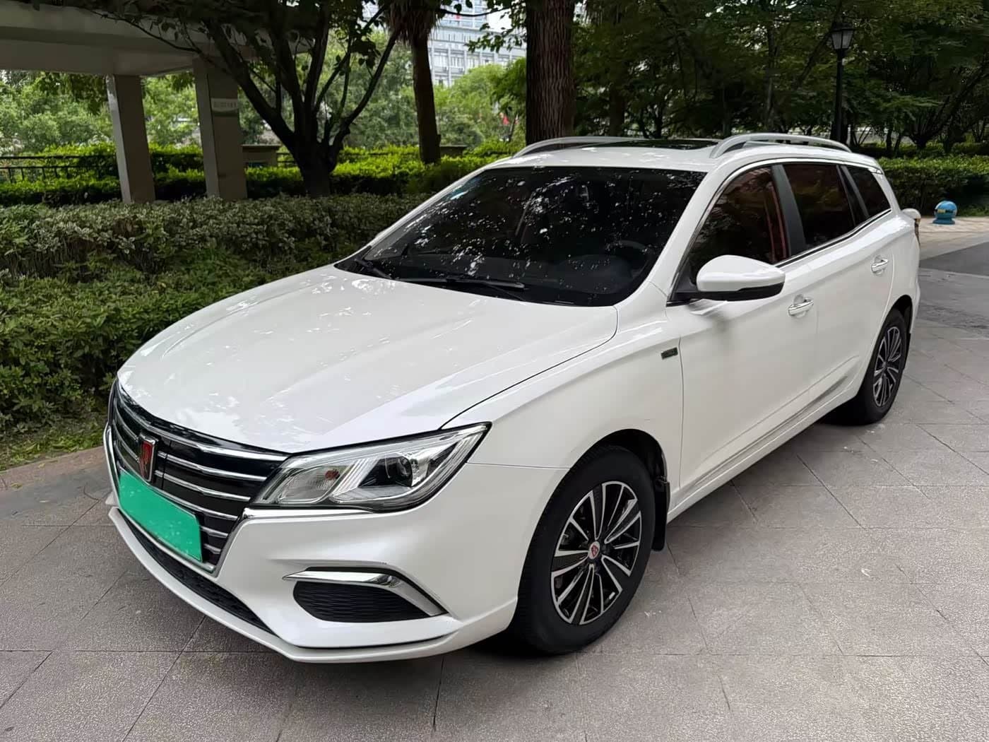 2018 Roewe Ei5 White, 54,000 km, China export – photo 1