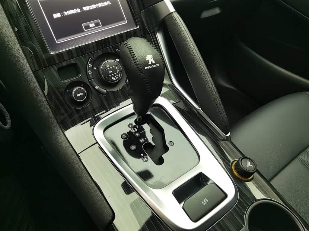 2014 Peugeot 3008 White, 92,100 km, China export – photo 13