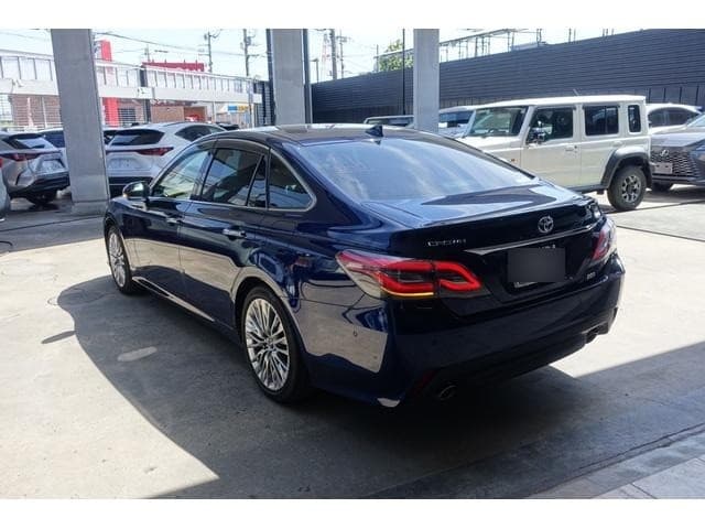 2020 Toyota CROWN HYBRID NAVY, 23,948 km, Japan export – photo 6