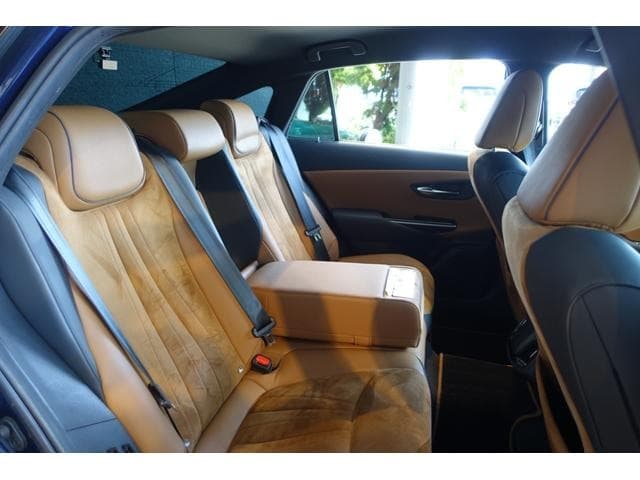 2020 Toyota CROWN HYBRID NAVY, 23,948 km, Japan export – photo 20